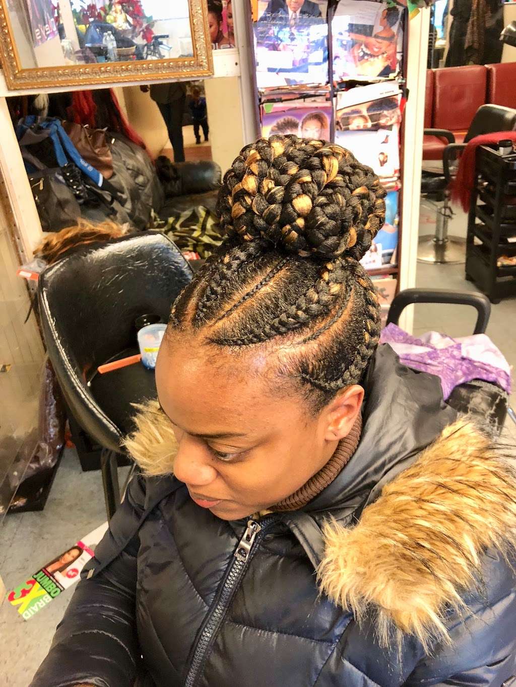 Dleys African Hair Braiding | 1158 Haddon Ave, Camden, NJ 08103, USA | Phone: (856) 365-9690