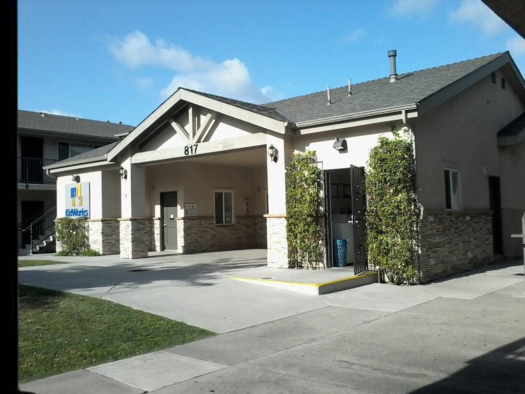 Townsend & Raitt Apartments | 821 S Townsend St, Santa Ana, CA 92704, USA | Phone: (714) 667-0858