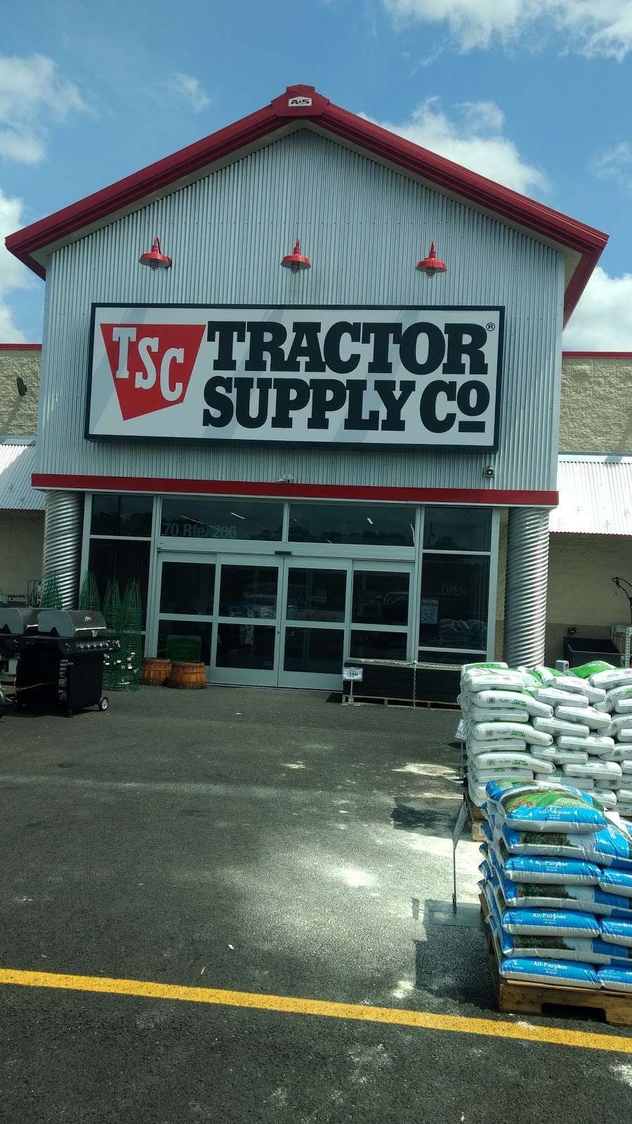 Tractor Supply Co. in 70 Rte 206, Hammonton, NJ 08037, USA