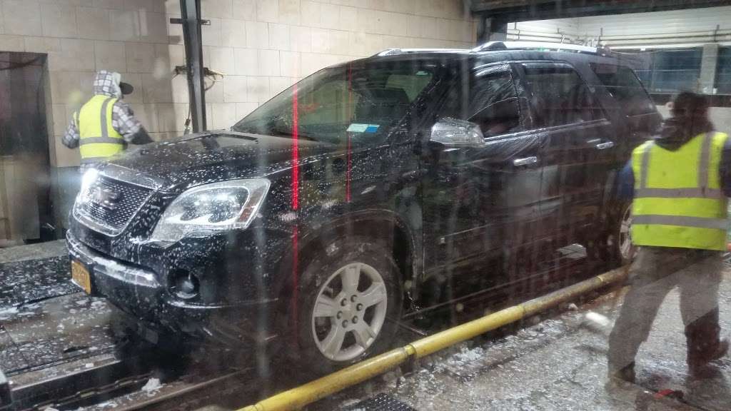 MCA Car Wash & Super Lube | 3812 Boston Rd, The Bronx, NY 10475, USA | Phone: (718) 994-6554