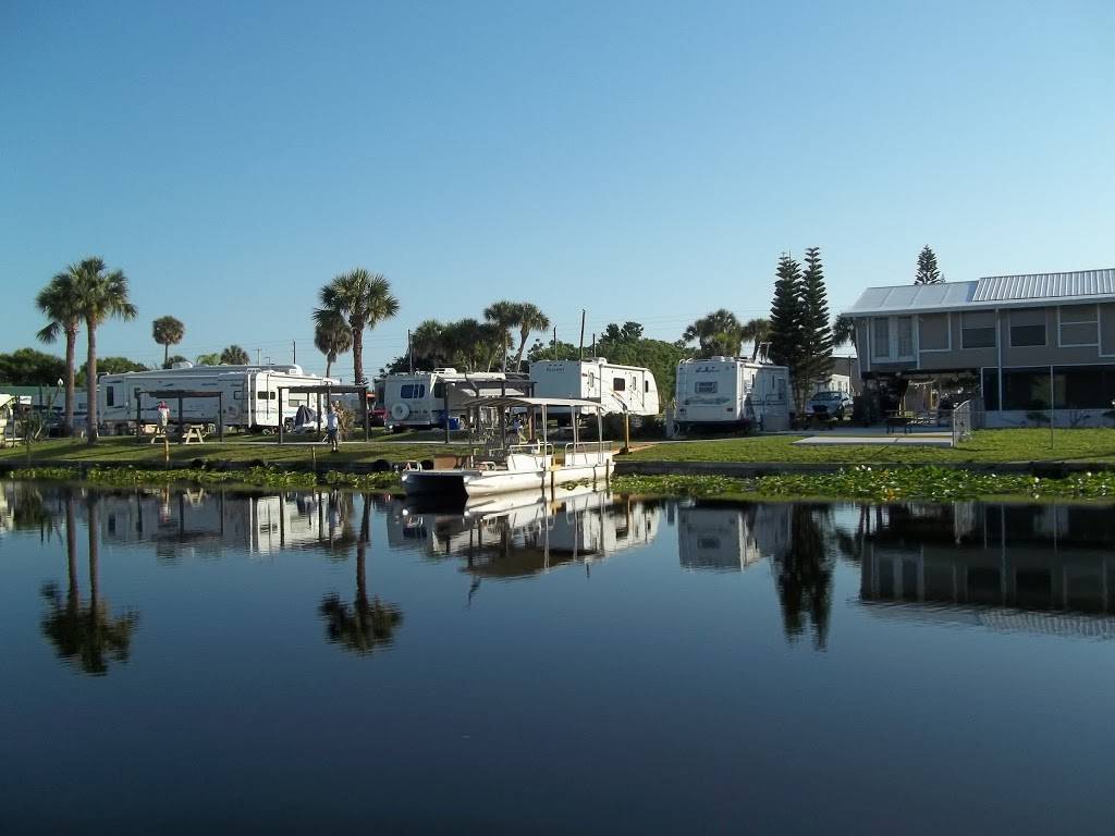 Knots Landing Adult Waterfront RV Community | SE, 5300 US-441, Okeechobee, FL 34974, USA | Phone: (863) 623-5959