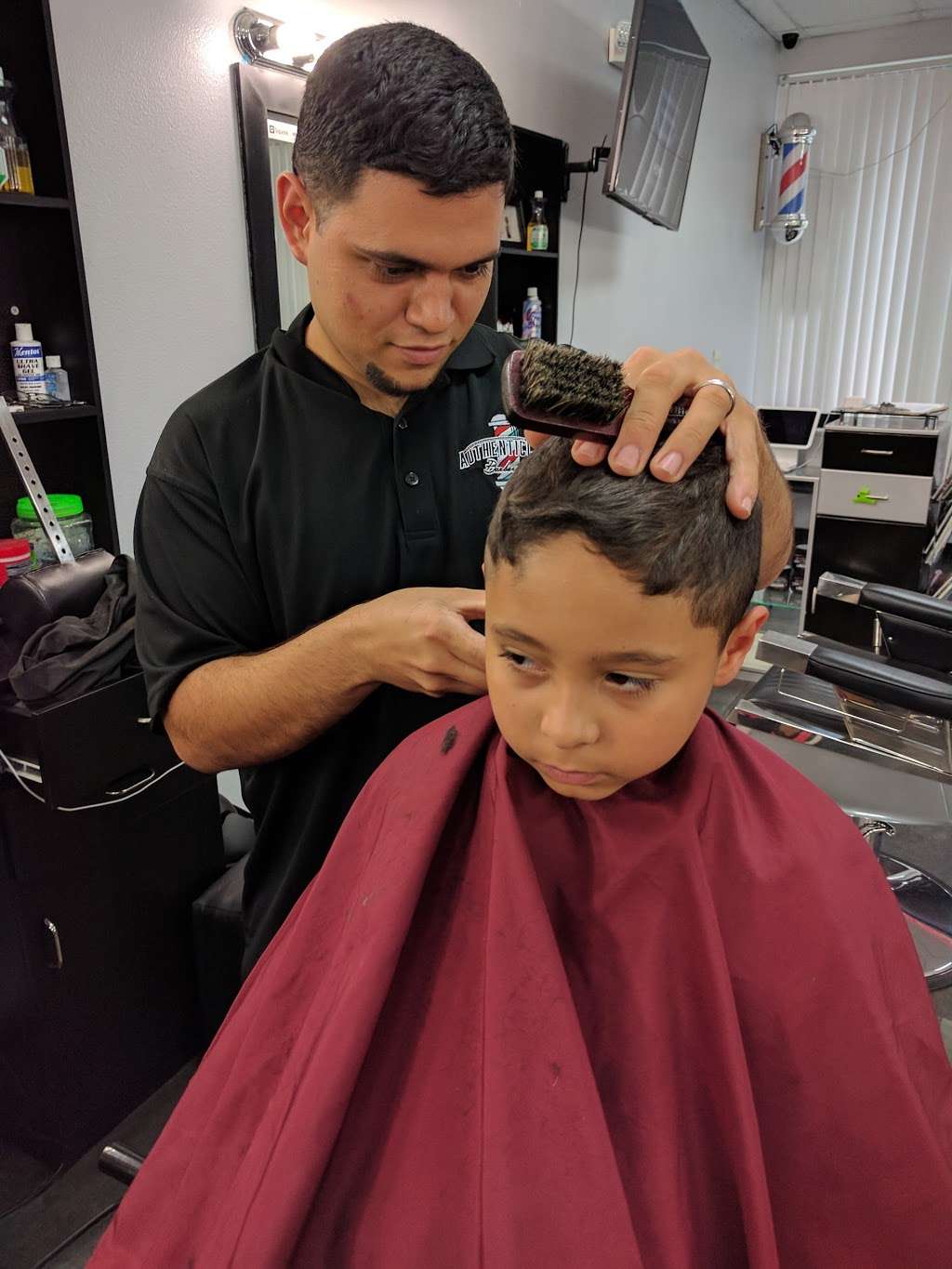 Authentic Cuts Barbershop | 2909 Canoe Creek Rd, St Cloud, FL 34772 | Phone: (407) 744-7328