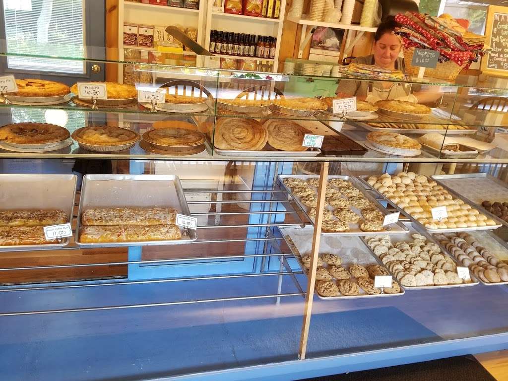 Harbert Swedish Bakery | 13698 Red Arrow Hwy, Harbert, MI 49115, USA | Phone: (269) 469-1777