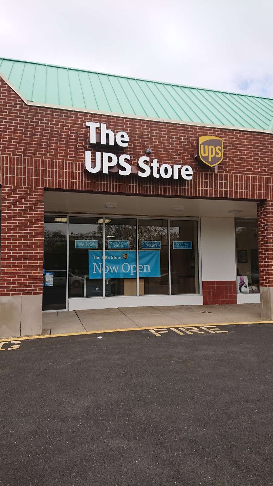 The UPS Store | 8919 New Falls Rd #15, Levittown, PA 19054, USA | Phone: (267) 585-3300