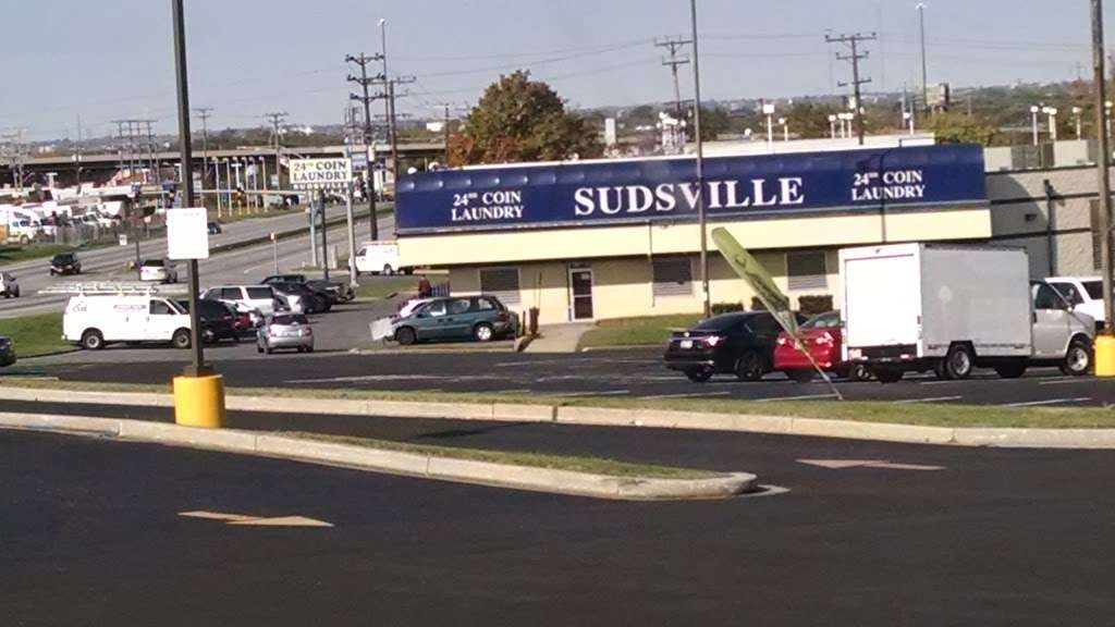 Sudsville Laundry | 200 North Point Blvd, Baltimore, MD 21224, USA | Phone: (410) 282-2538