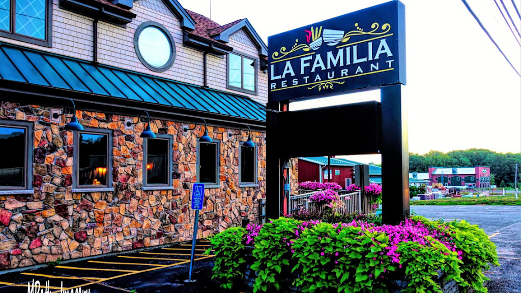 La Familia Restaurant | 431 Winthrop St, Taunton, MA 02780, USA | Phone: (508) 823-8664