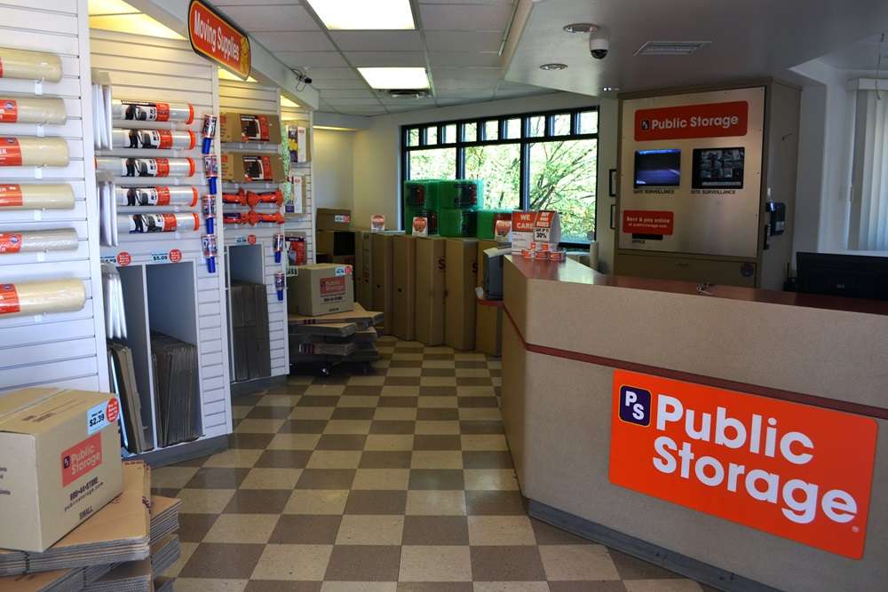 Public Storage | 1954 W Union Hills Dr, Phoenix, AZ 85027, USA | Phone: (623) 208-5850