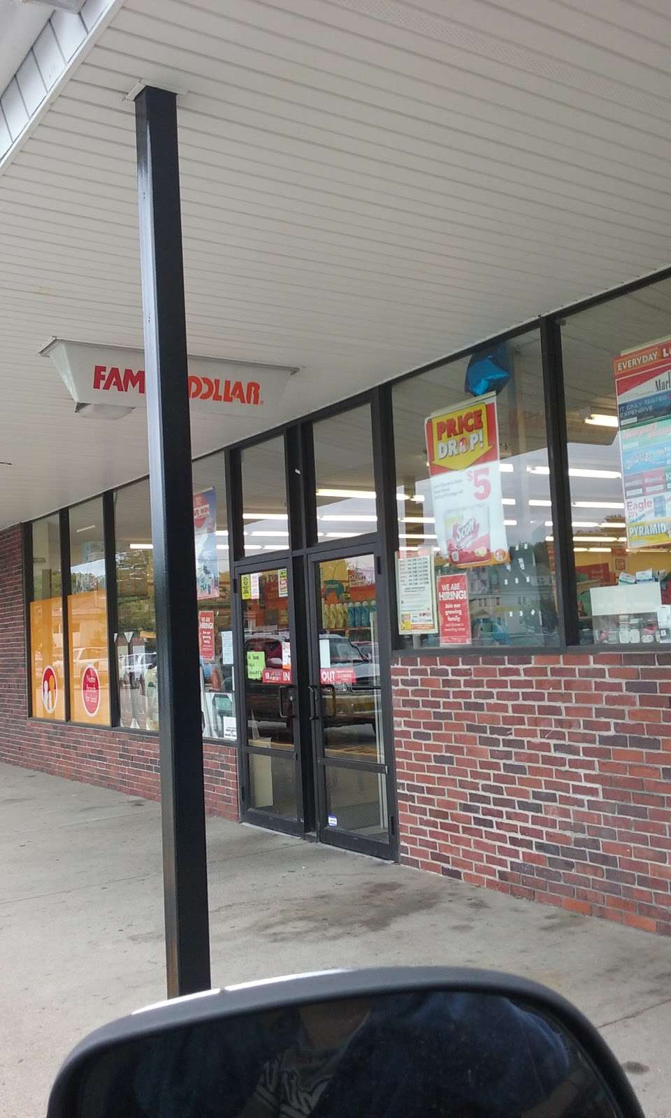 Family Dollar | 366 Market St, Rockland, MA 02370, USA | Phone: (781) 982-2672