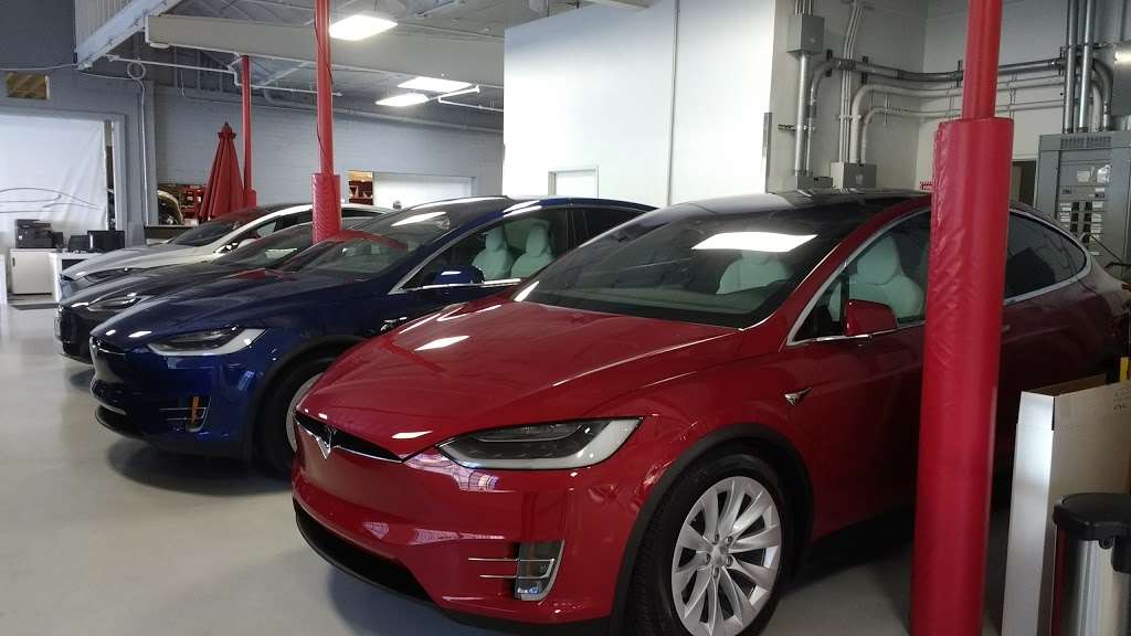 Tesla | 5840 W Centinela Ave, Los Angeles, CA 90045 | Phone: (310) 649-5463