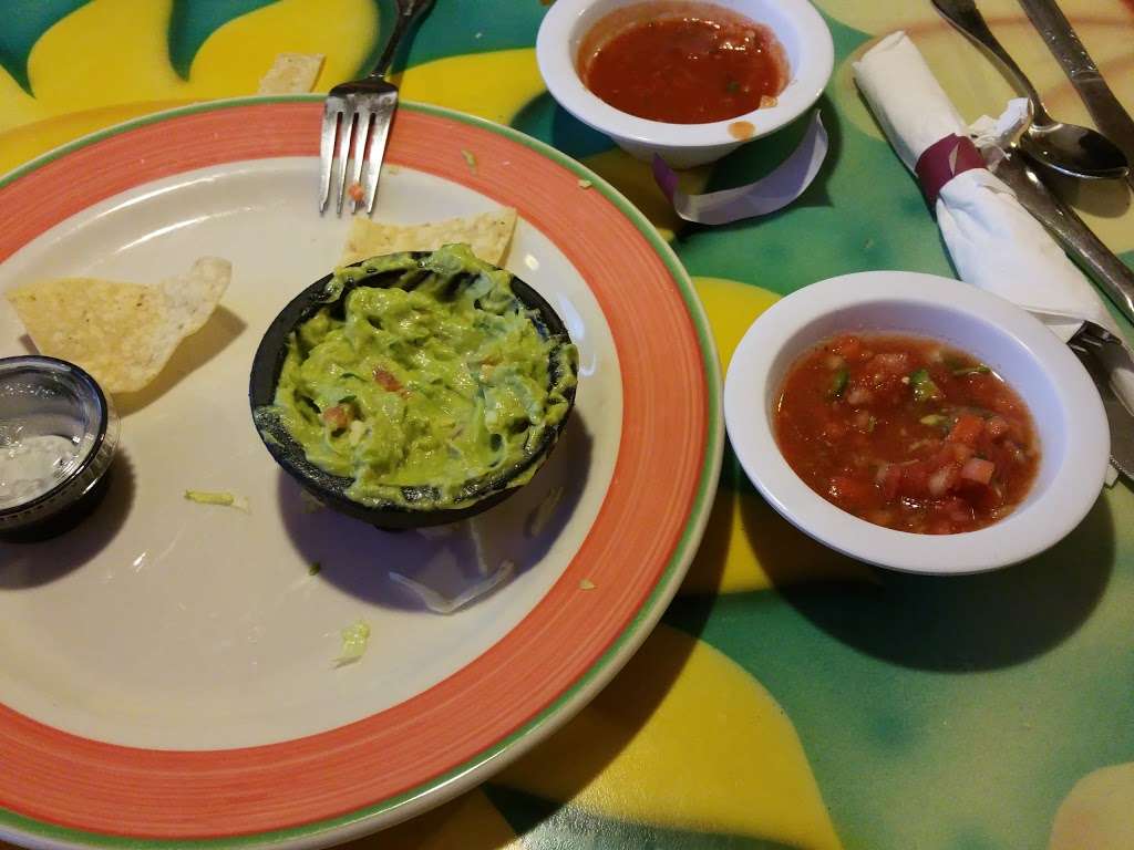 Sol De Mexico II | 7957 W Wind Lake Rd # R, Wind Lake, WI 53185, USA | Phone: (262) 895-2172