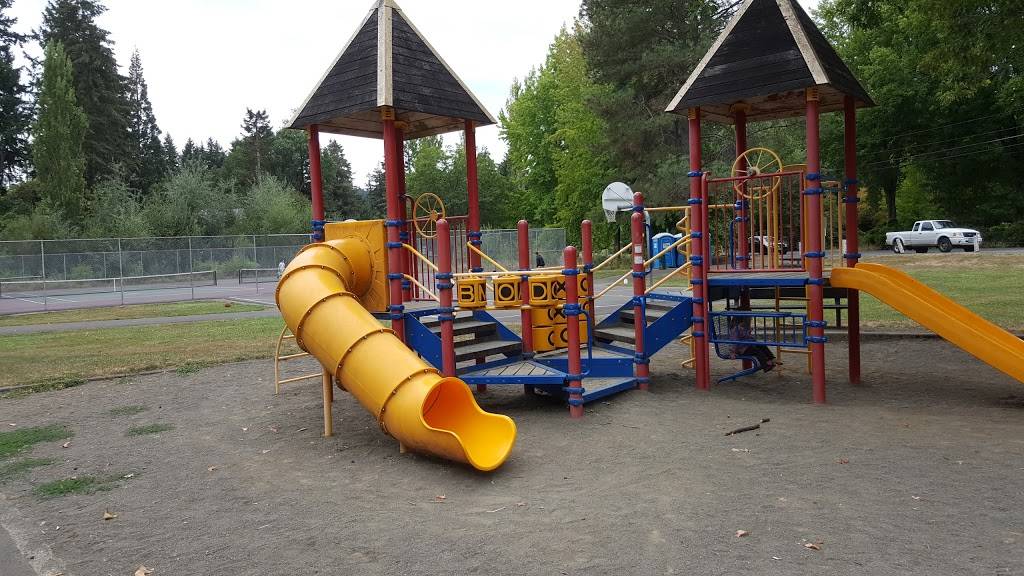 Risley Park | 2350 SE Swain Ave, Milwaukie, OR 97267, USA | Phone: (503) 794-8030