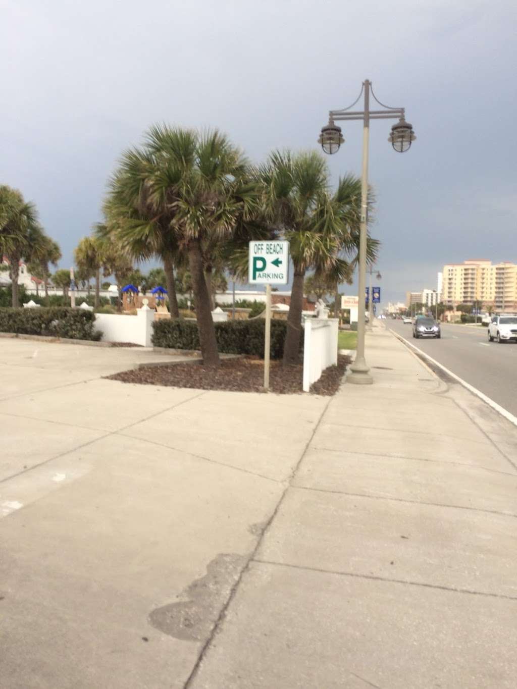 Off Beach Parking | 2608S S Atlantic Ave, Daytona Beach Shores, FL 32118, USA