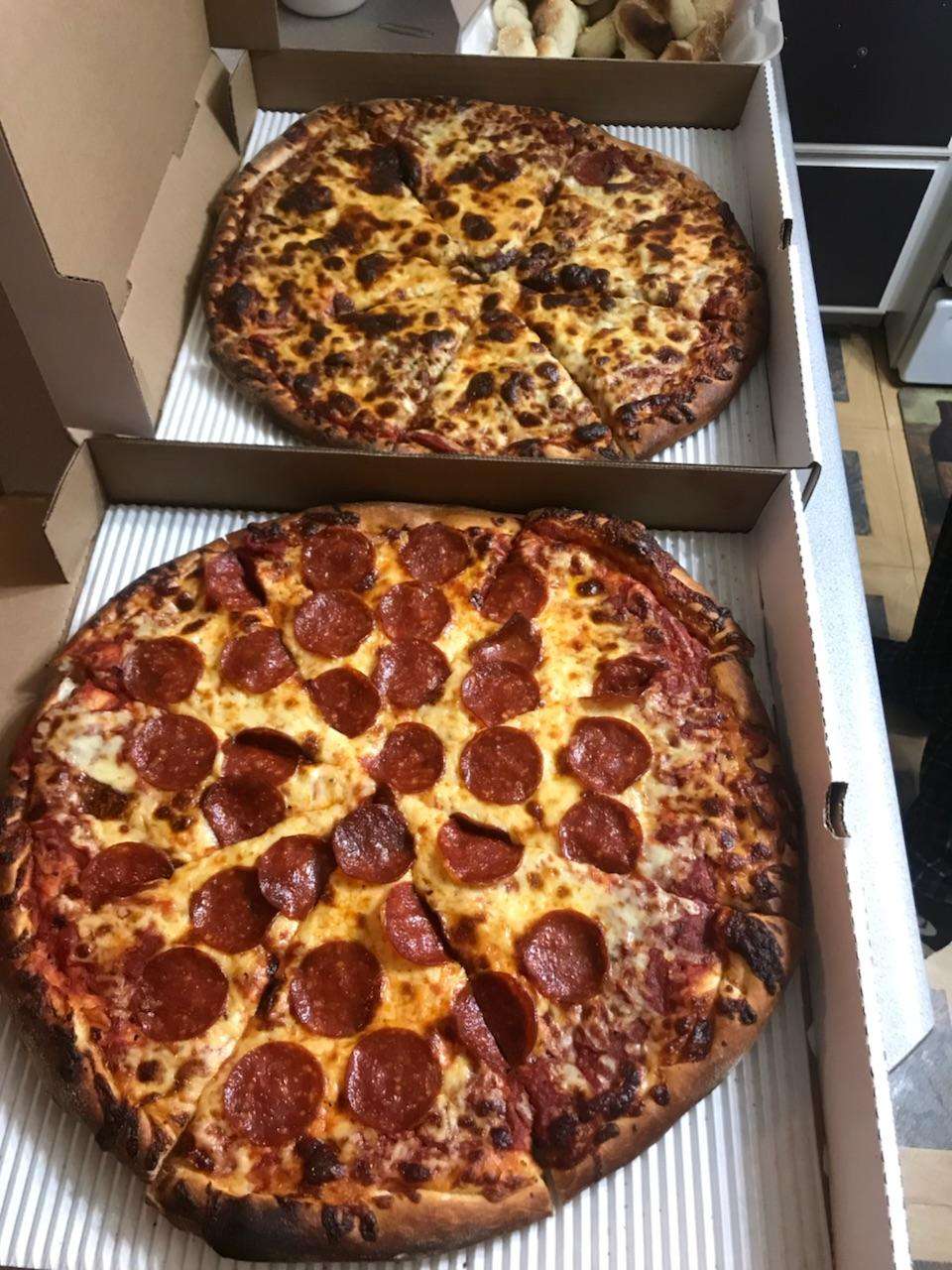 AJs Pizza Co | 3050 Matson St, Chesterton, IN 46304, USA | Phone: (219) 464-8282