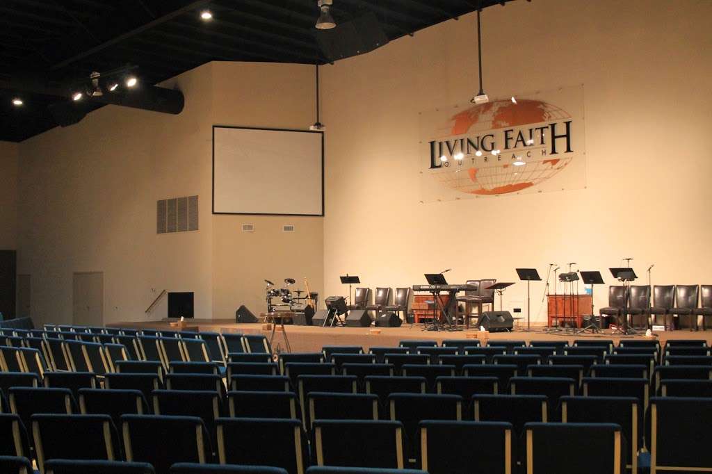 Living Faith Outreach Church | 3700 Deats Rd, Dickinson, TX 77539, USA | Phone: (281) 309-0799