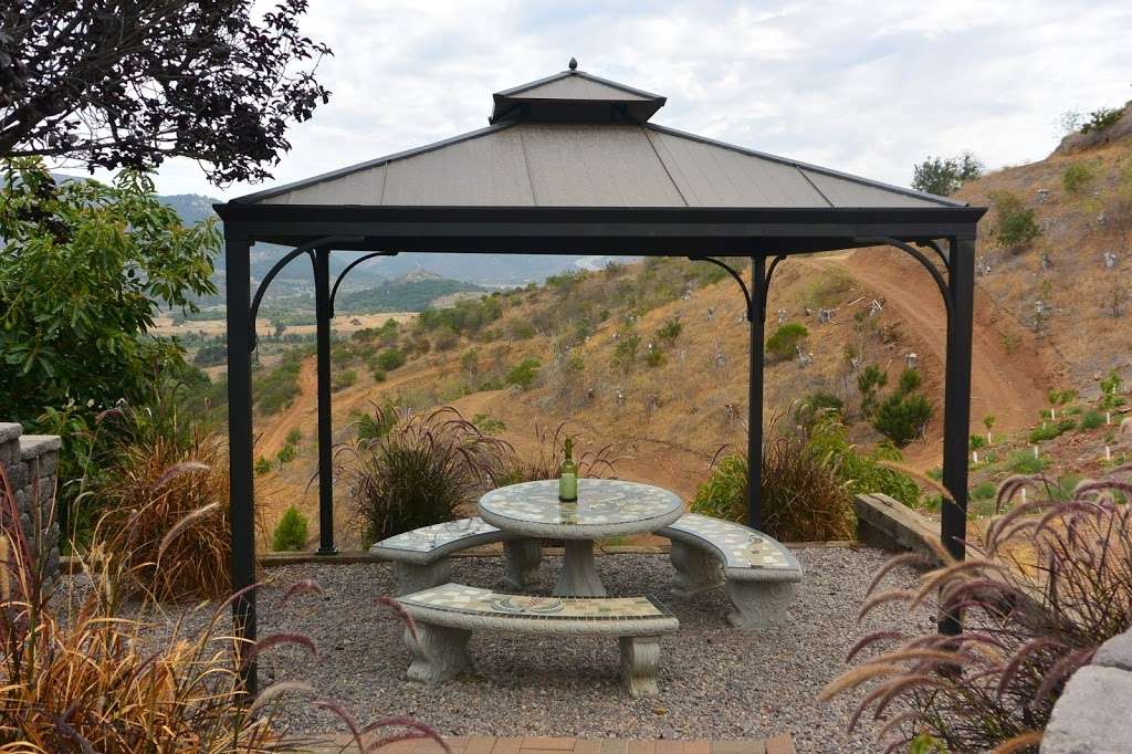 Iacobelli Winery Estate | 2175 Tecalote Dr, Fallbrook, CA 92028, USA | Phone: (760) 723-0616