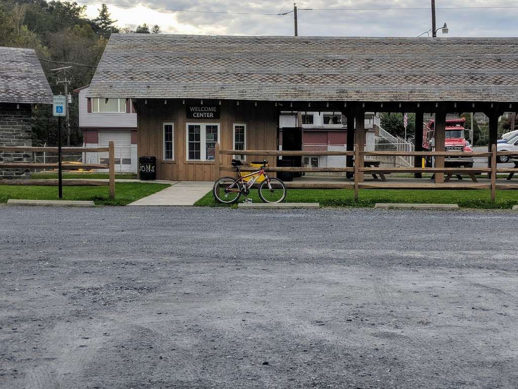 D&L Trailhead (Slatington) | Slatington, PA 18080, USA