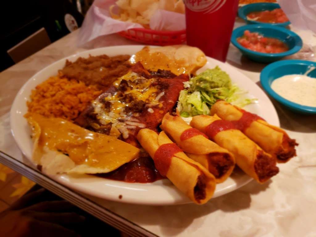 Chuys | 6688 S Semoran Blvd, Orlando, FL 32822 | Phone: (407) 757-1024