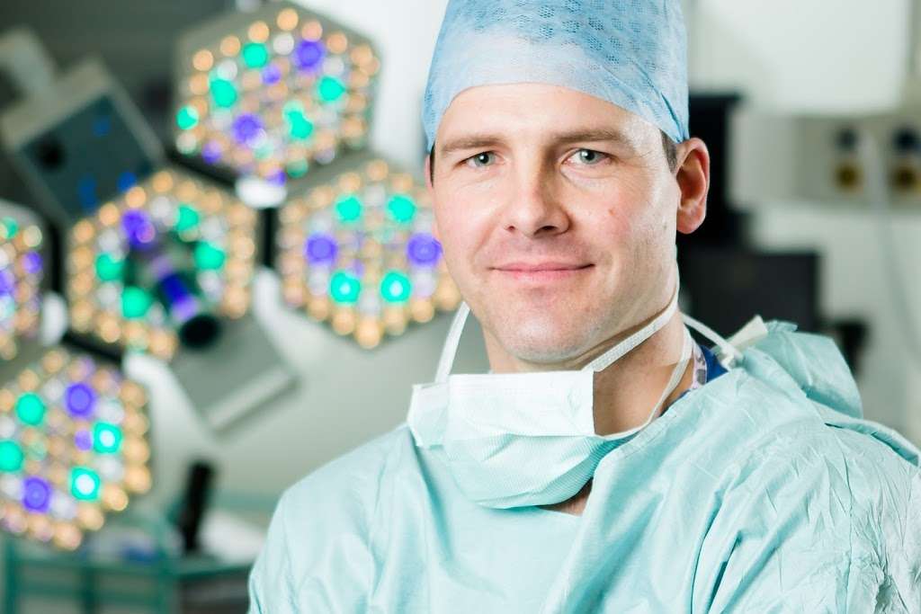 Julian Hamann, Consultant ENT Surgeon | Nuffield Hospital, Kingswood Rd, Tunbridge Wells TN2 4UL, UK | Phone: 01892 610737