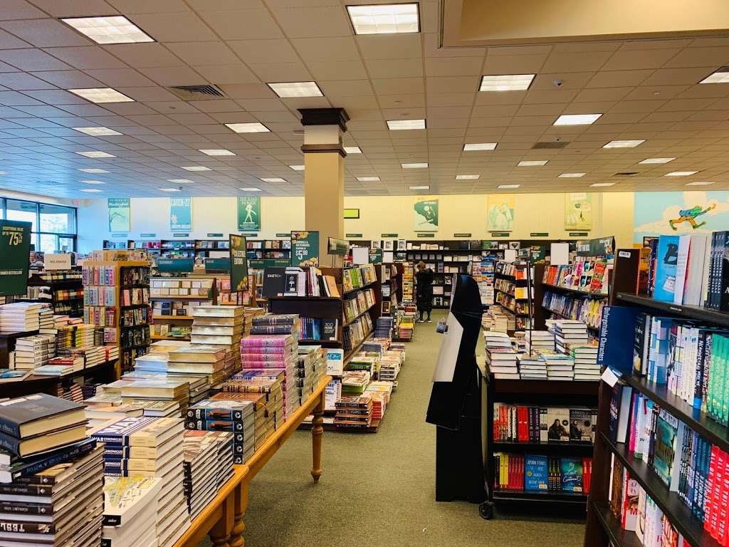 Barnes & Noble | 4801 Concord Pike, Wilmington, DE 19803, USA | Phone: (302) 478-9677