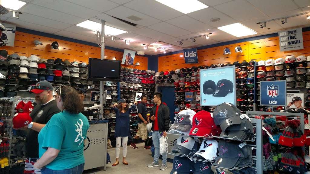 Lids | 29300 Hempstead Rd #904, Cypress, TX 77433 | Phone: (281) 256-8352