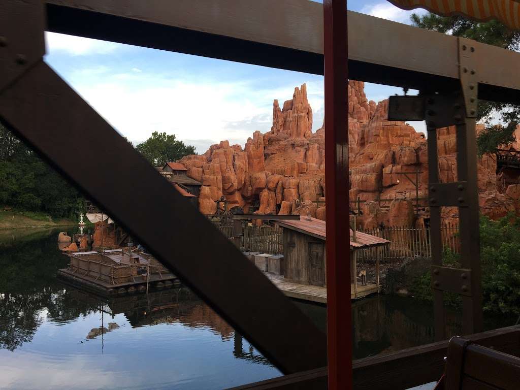 Big Thunder Mountain Railroad | Orlando, FL 32836, USA