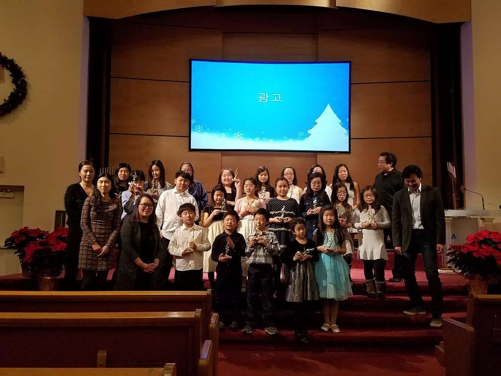 Calvary Presbyterian Church 갈보리 교회 | 704 McHenry Rd, Wheeling, IL 60090, USA | Phone: (847) 459-3080