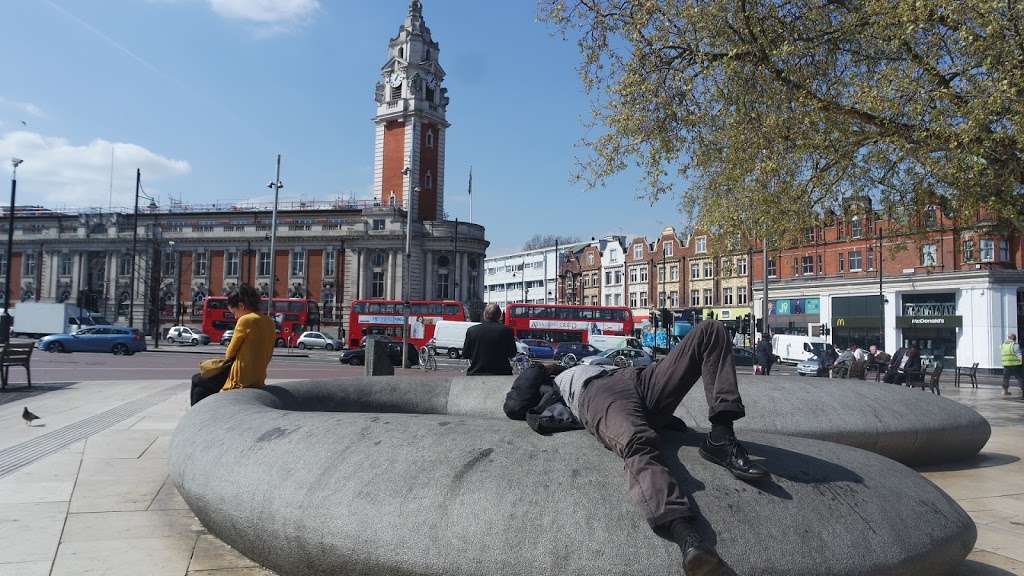 Lambeth Town Hall | 1 Brixton Hill, Brixton, London SW2 1RW, UK | Phone: 020 7926 1000