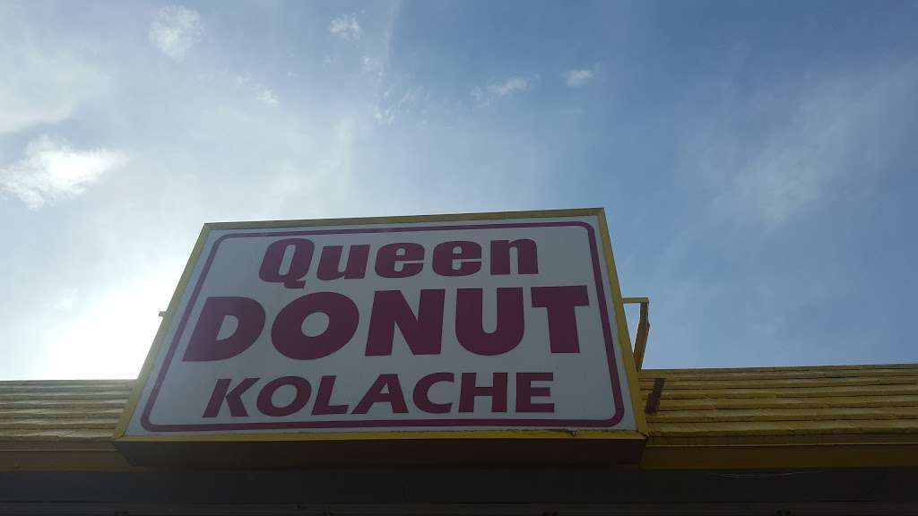 Queen Donut Shop | 1806 W 18th St, Houston, TX 77008, USA | Phone: (713) 869-2335