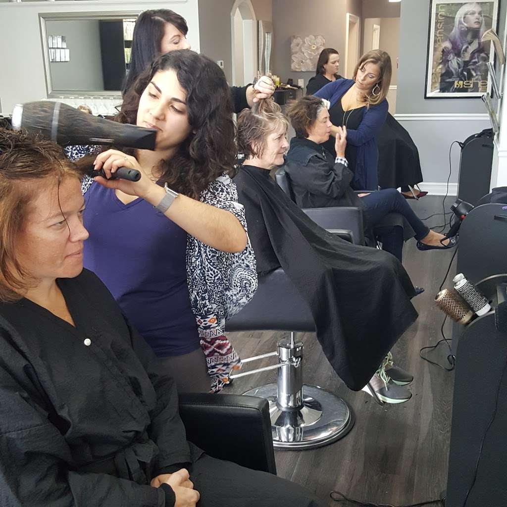 Shear Genius Salon | 666 Main Ave # A104, Norwalk, CT 06851, USA | Phone: (203) 846-1200