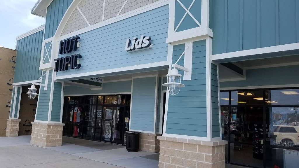 LIDS | 35706 Bayside Outlet Dr S440, Rehoboth Beach, DE 19971, USA | Phone: (302) 226-8580