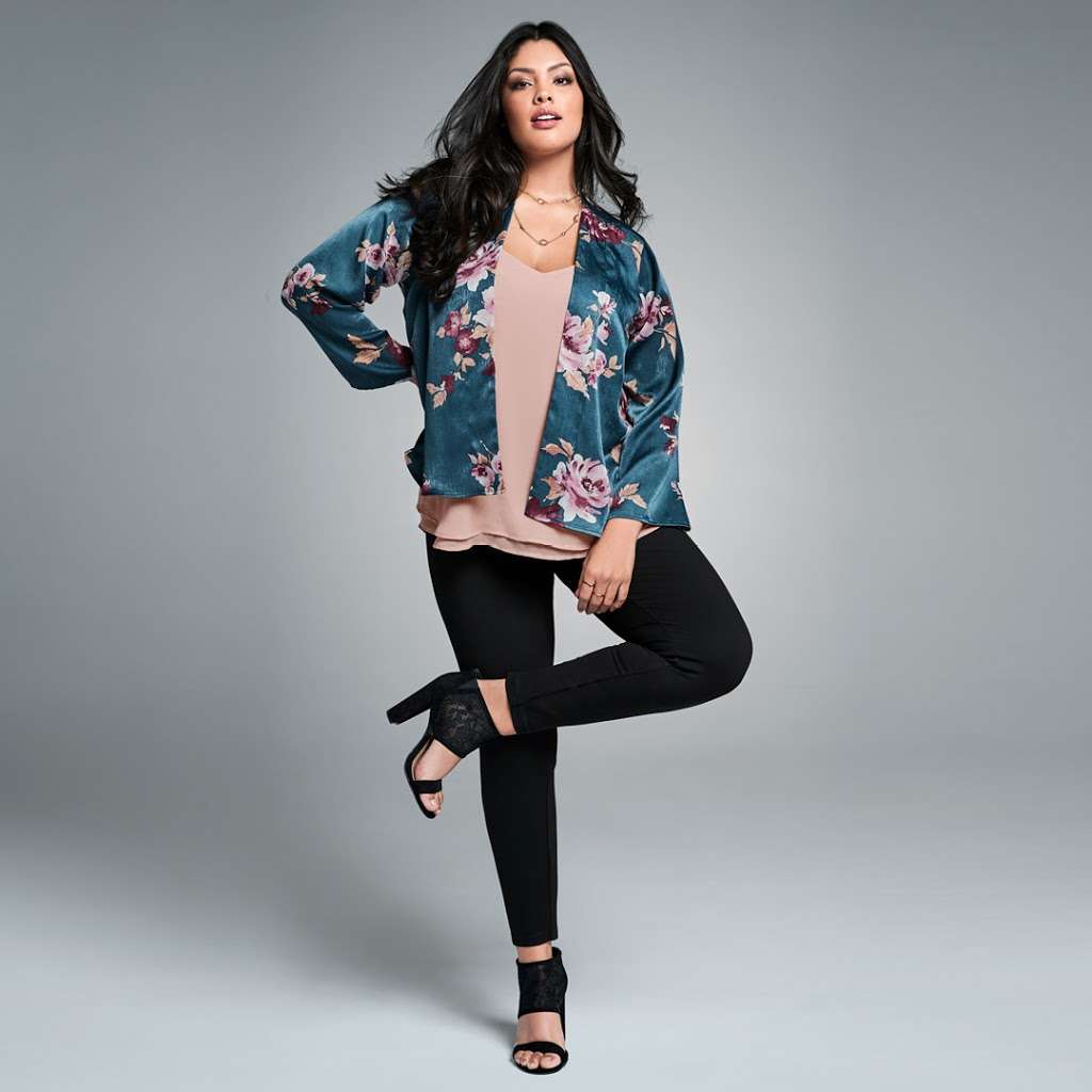 Torrid | 400 Commons Way, Spc 3395, Bridgewater, NJ 08807, USA | Phone: (908) 725-1710