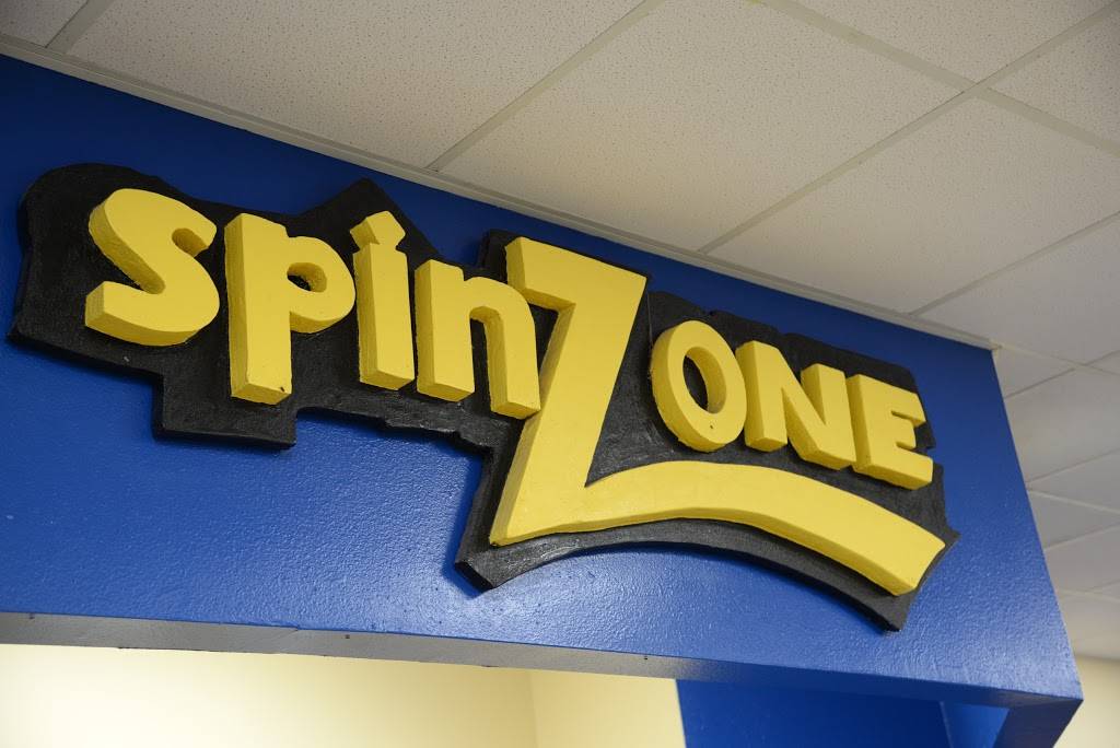 SpinZone Laundry | 1909 E William Cannon Dr, Austin, TX 78744, USA | Phone: (512) 326-2200