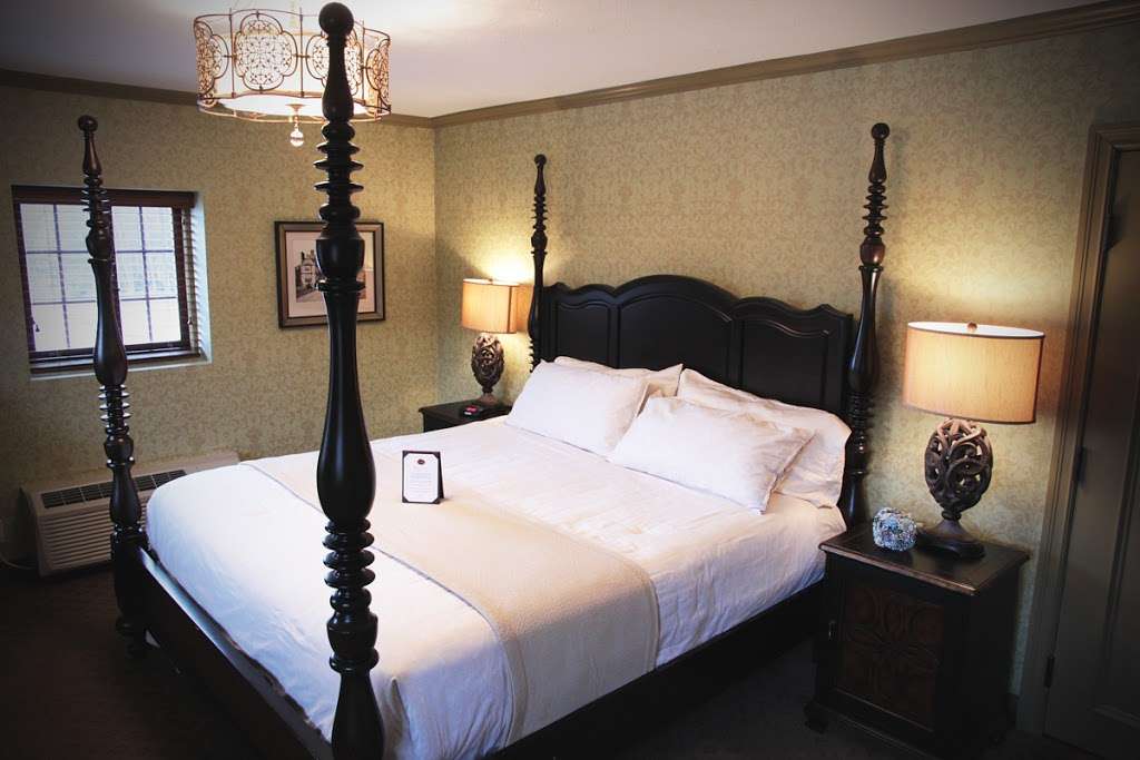 The Beaumont Inn | 4437 PA-309, Dallas, PA 18612, USA | Phone: (570) 675-7100