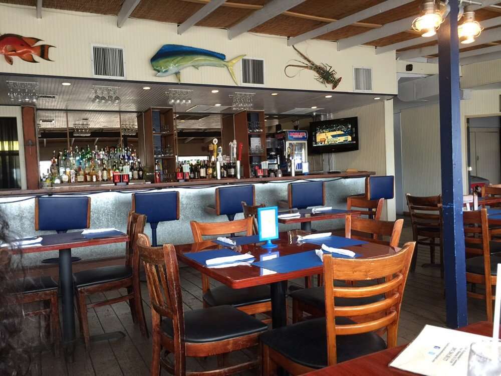 Atlantica Seafood Restaurant & Market | 3501 Rickenbacker Causeway, Miami, FL 33149, USA | Phone: (305) 361-0177