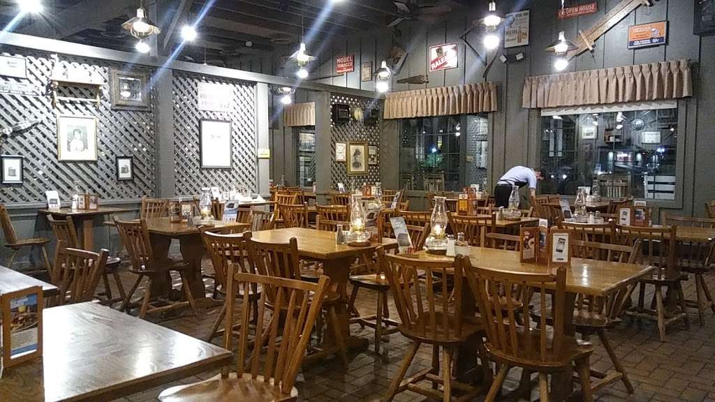 Cracker Barrel Old Country Store | 2320 Wilkes Barre Township Blvd, Wilkes-Barre, PA 18702, USA | Phone: (570) 822-7913