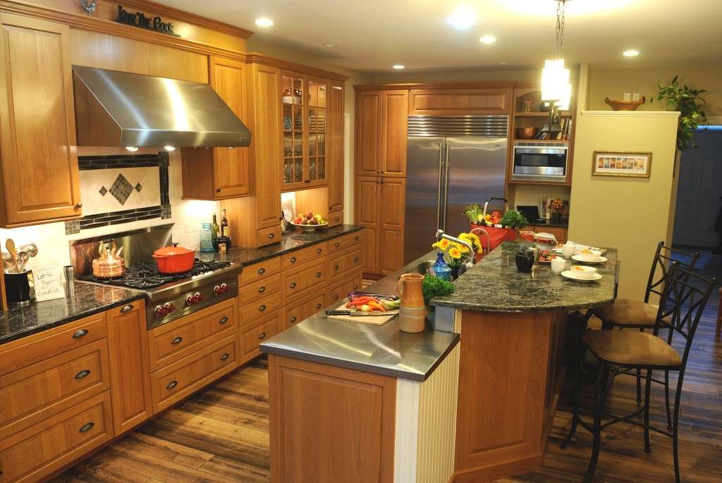 Metropolitan Cabinets & Countertops | 505 University Ave, Norwood, MA 02062, USA | Phone: (781) 949-8900