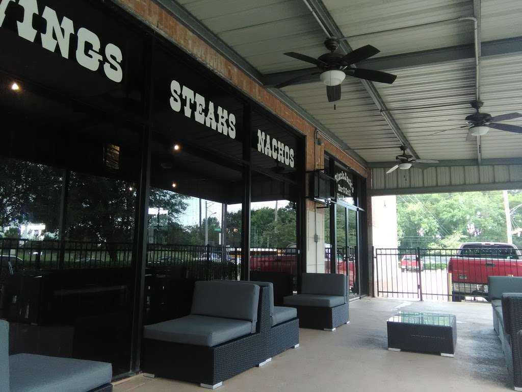 BlackJacks Bar & Grill | 16103 W Little York Rd, Houston, TX 77084, USA | Phone: (281) 858-6500