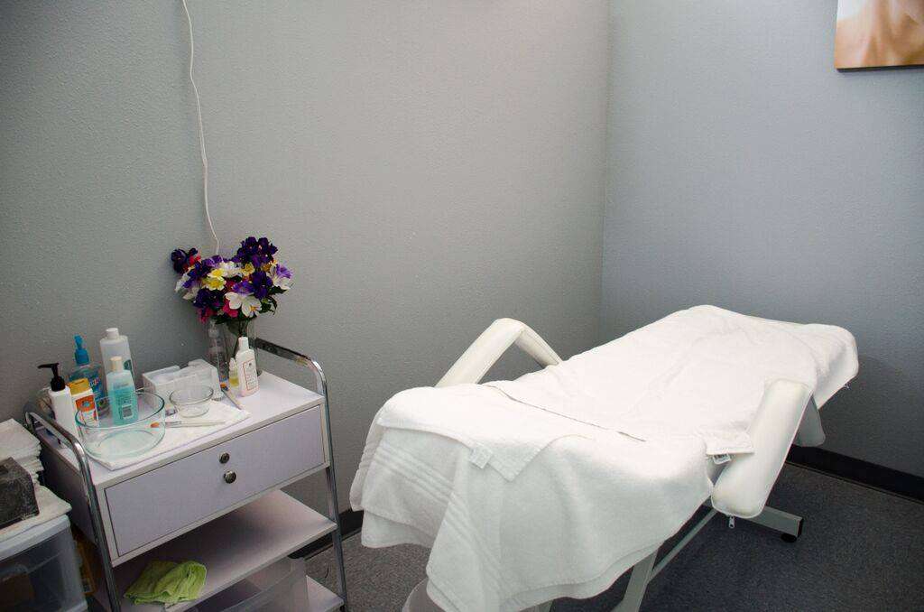 Blossom Salon | 2640 Old Denton Rd, Carrollton, TX 75007, USA | Phone: (972) 323-2777