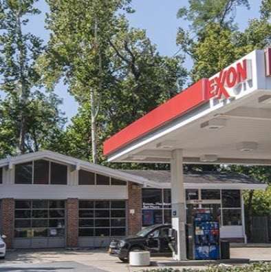 Metro Motor Hilltop Exxon | 6100 Macarthur Blvd, Bethesda, MD 20816, USA | Phone: (301) 229-3350