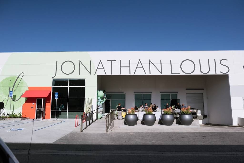Jonathan Louis | 12919 S Figueroa St, Los Angeles, CA 90061, USA | Phone: (323) 770-3330