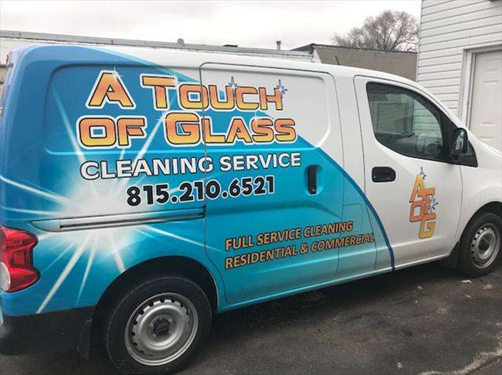 A Touch of Glass Cleaning Service | 327 S Schuyler Ave, Bradley, IL 60915, USA | Phone: (815) 210-6521