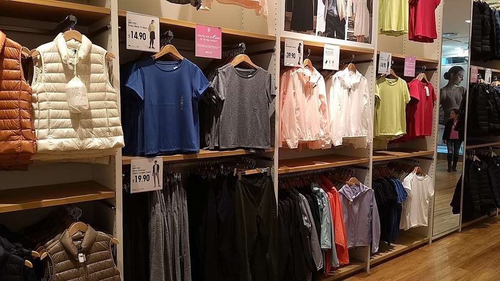 UNIQLO Bridgewater Commons | 400 Commons Way #243, Bridgewater, NJ 08807 | Phone: (877) 486-4756