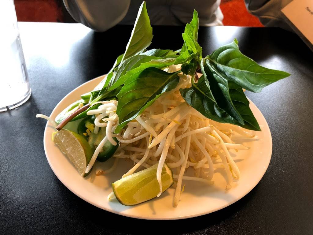 Young Brothers Pho | 14322 124th Ave NE, Kirkland, WA 98034, USA | Phone: (425) 820-2700