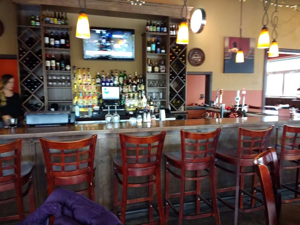 Frankie Ds Vino & Pizzeria | 6316 52nd St, Kenosha, WI 53144, USA | Phone: (262) 653-1327