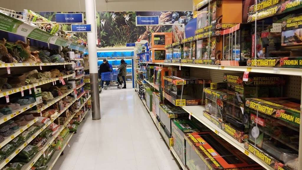 PetSmart | 420 Consumer Square, Mays Landing, NJ 08330, USA | Phone: (609) 677-1620