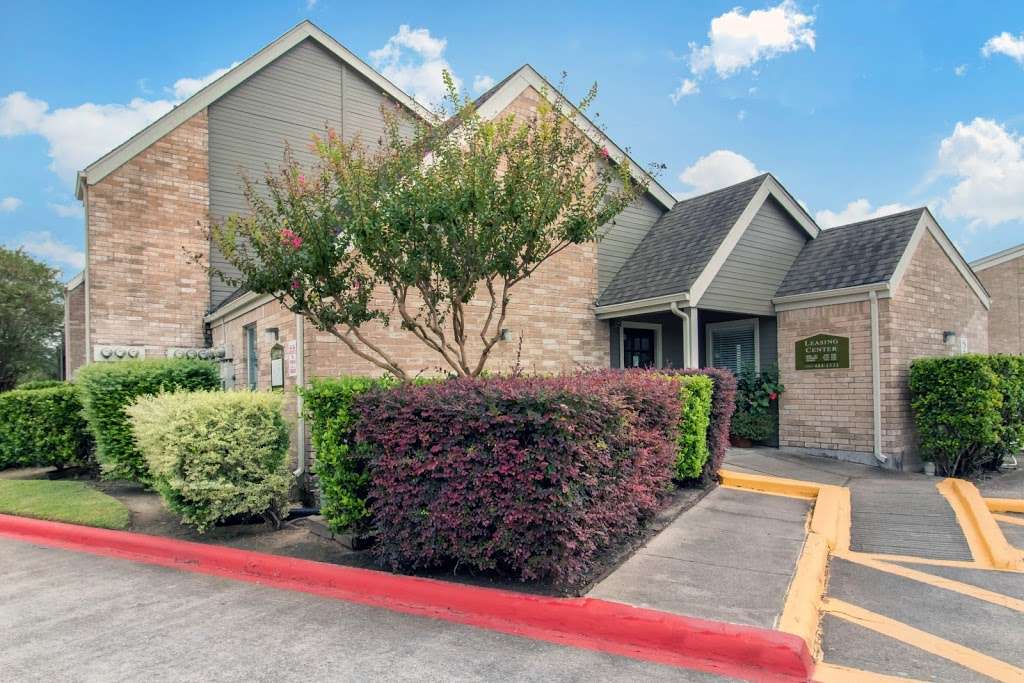 Sage Hollow Apartments | 10700 Fuqua St, Houston, TX 77089, USA | Phone: (281) 815-4082