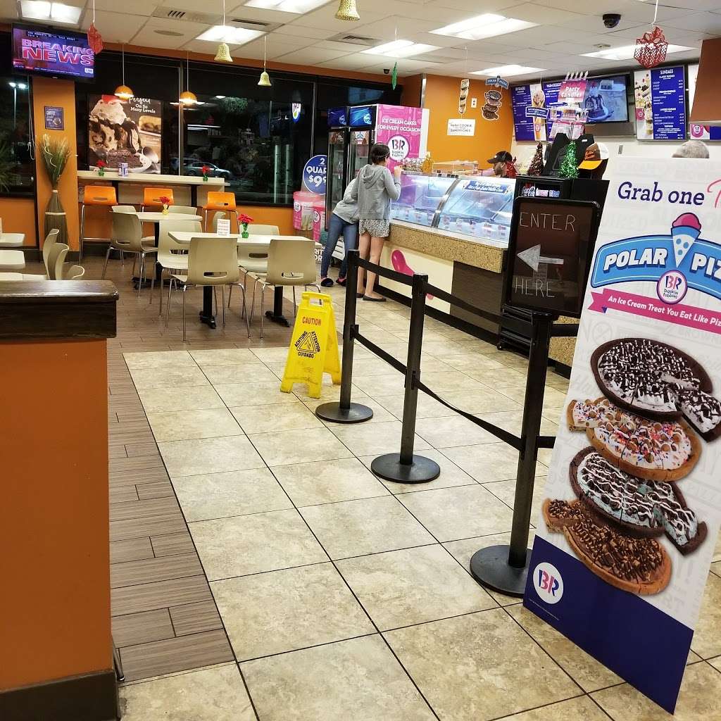 Dunkin Donuts | 807 W Vine St, Kissimmee, FL 34741 | Phone: (407) 933-2545