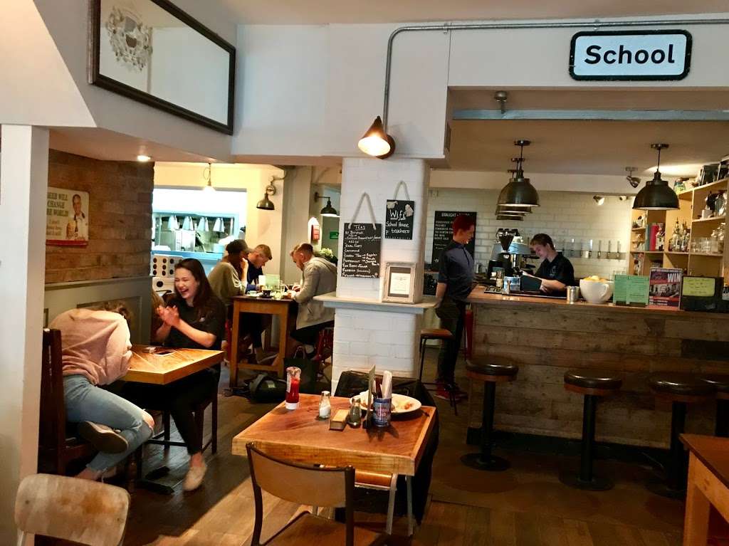 The Schoolhouse | 137-139 St Johns Hill, London SW11 1TD, UK | Phone: 020 7223 6288