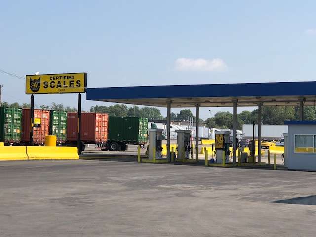 Fleet Tractor and Trailer Parking and Storage | 2950 State Rd, Bensalem, PA 19020, USA | Phone: (215) 757-0574