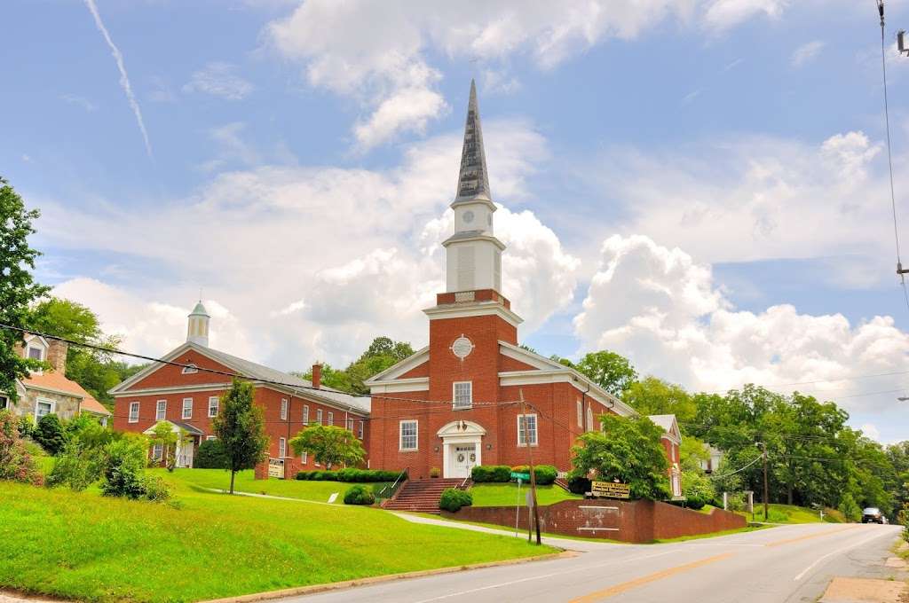 Falmouth Baptist Church | 302 Colonial Ave, Fredericksburg, VA 22405, USA | Phone: (540) 373-8050